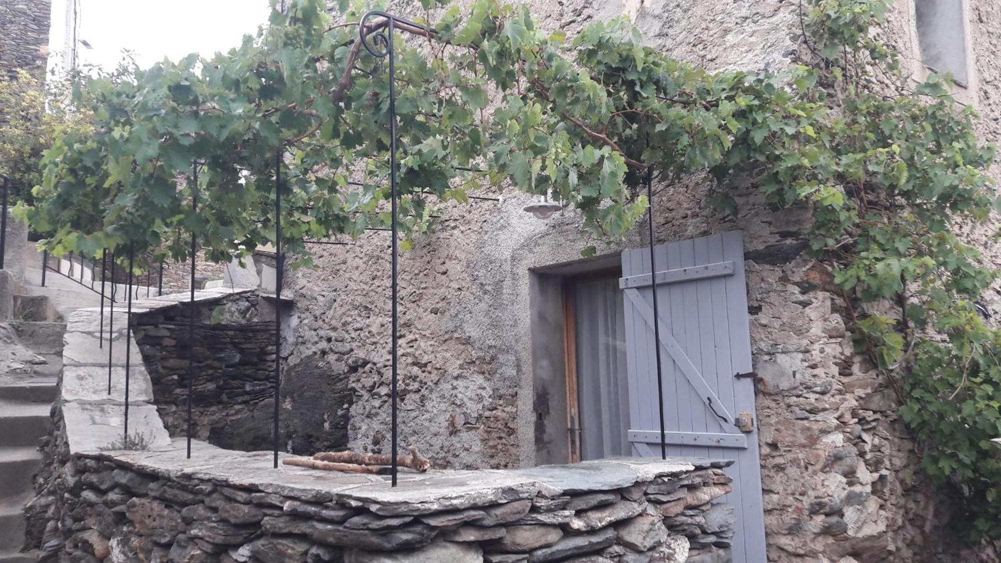 Maison De Village A 2 Km De La Mer Sisco Cap Corse 15 Kms Bastia מראה חיצוני תמונה